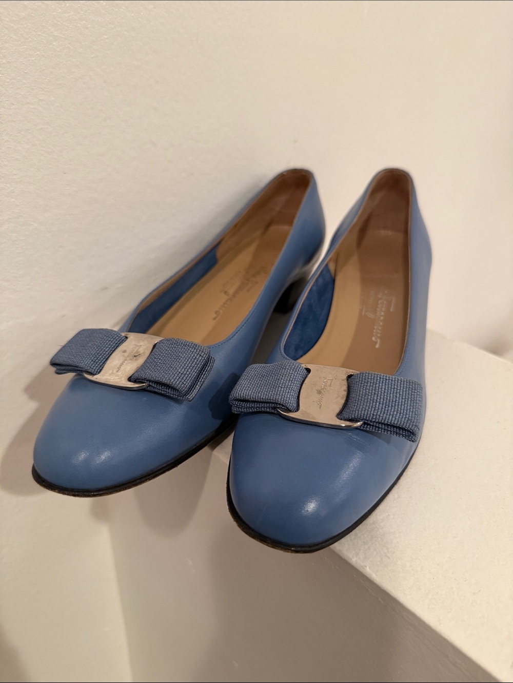 Salvadore Ferragamo Blue Heels with Bow size 7 1/2